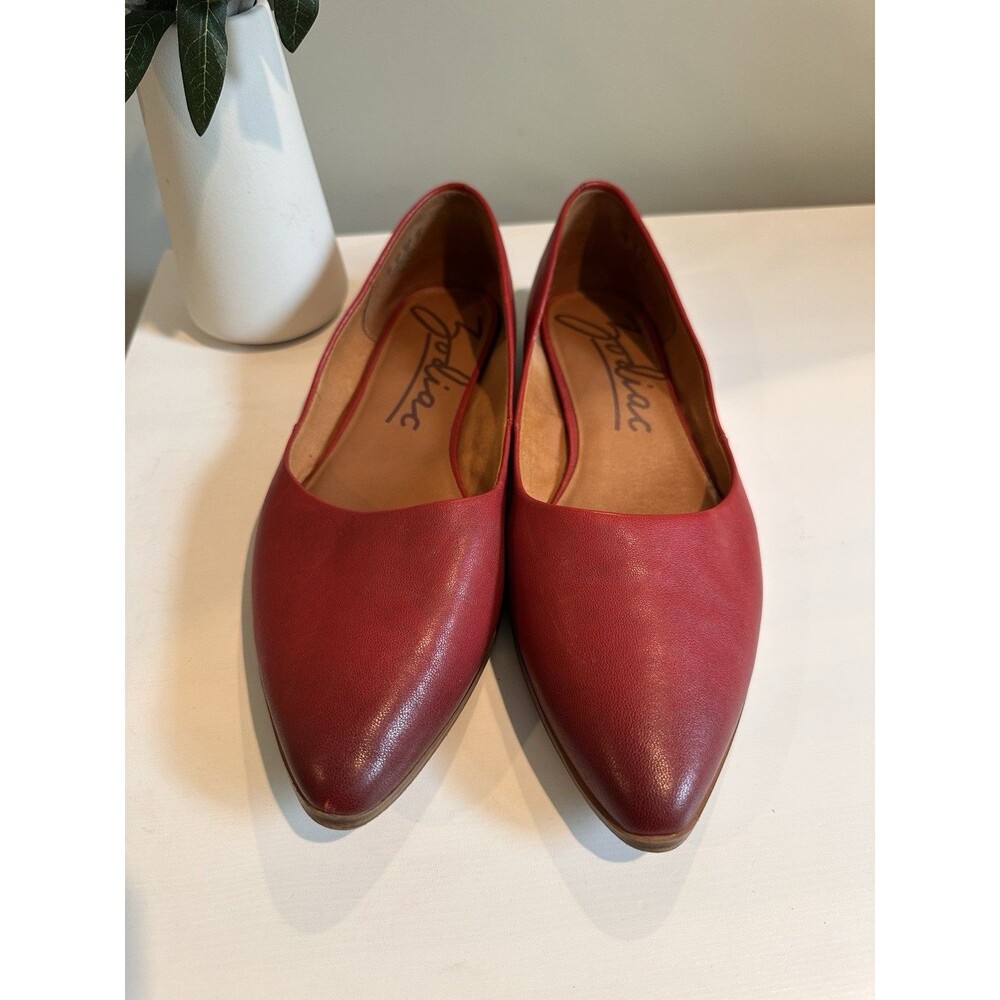 Zodiac Hill Red Leather Pointed Toe Slip On Ballet Flats Women's Size 11M
